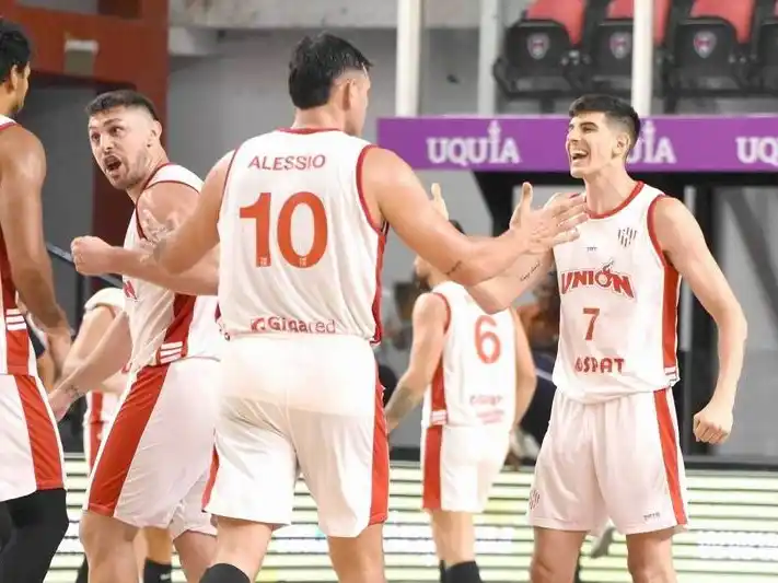 Unión regresó a la victoria y
Quimsa en Santiago del Estero