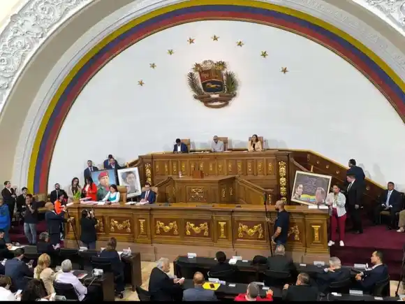 AN aprueba en primera discusión la Ley de los Comandos para la Defensa Integral de Venezuela