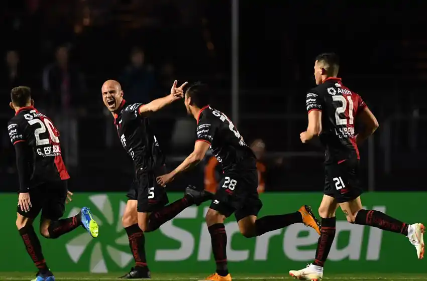 Colón metió un batacazo en el Morumbí