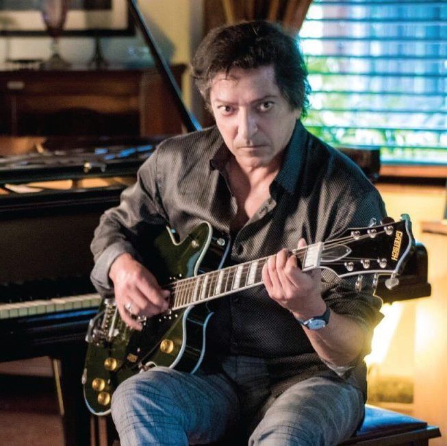 Julio Moura: “Virus ya es parte de la gente”