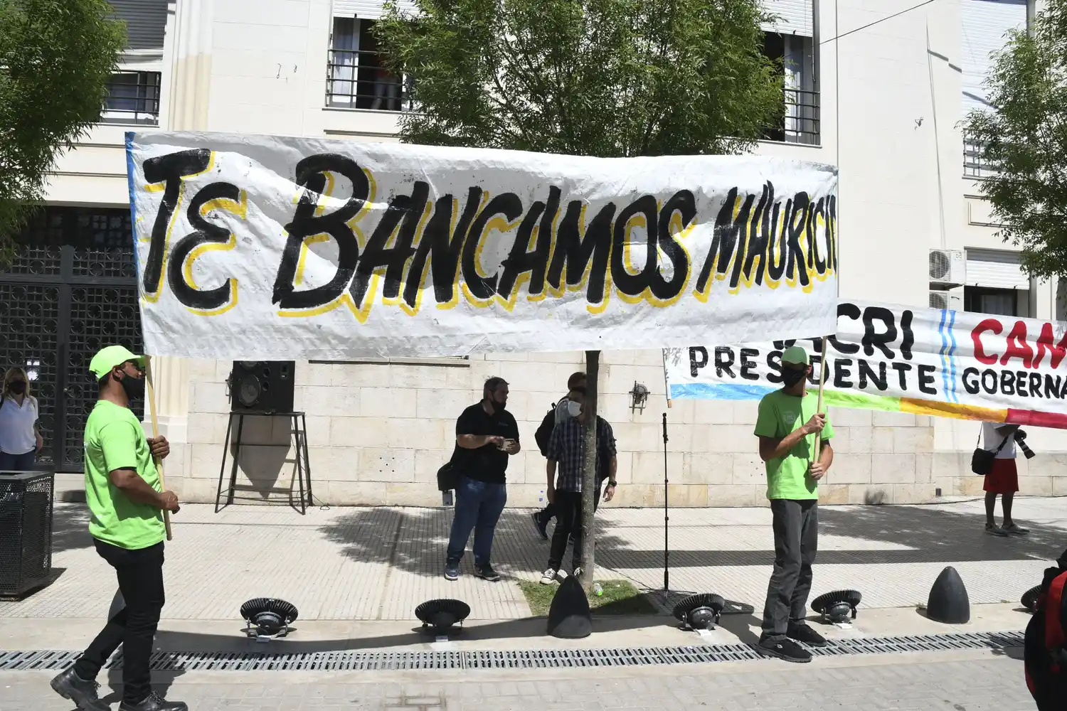 Todo lo que dejó la visita de Macri en Dolores: La grieta entre comerciantes y el oportunismo del Intendente 