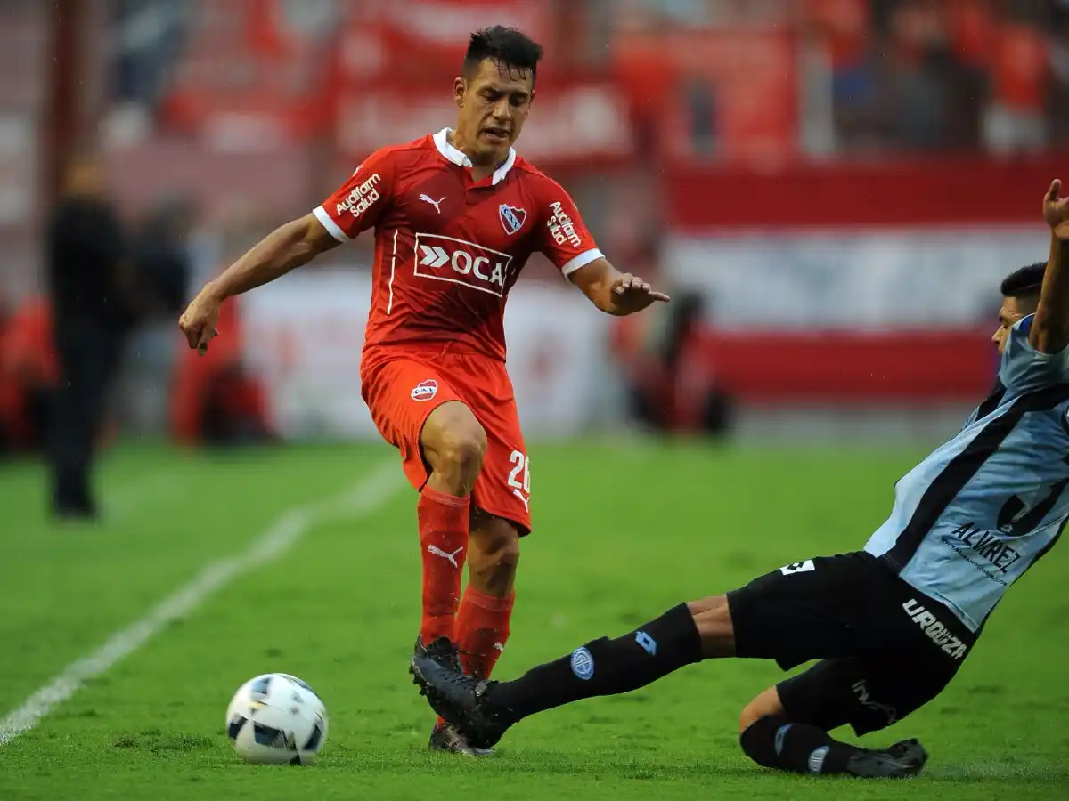 Primera División: El “rojo” visita a Aldosivi 