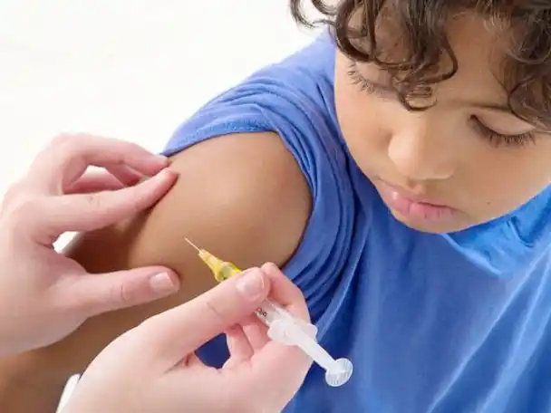 Vacunación en hospitales y centros de salud