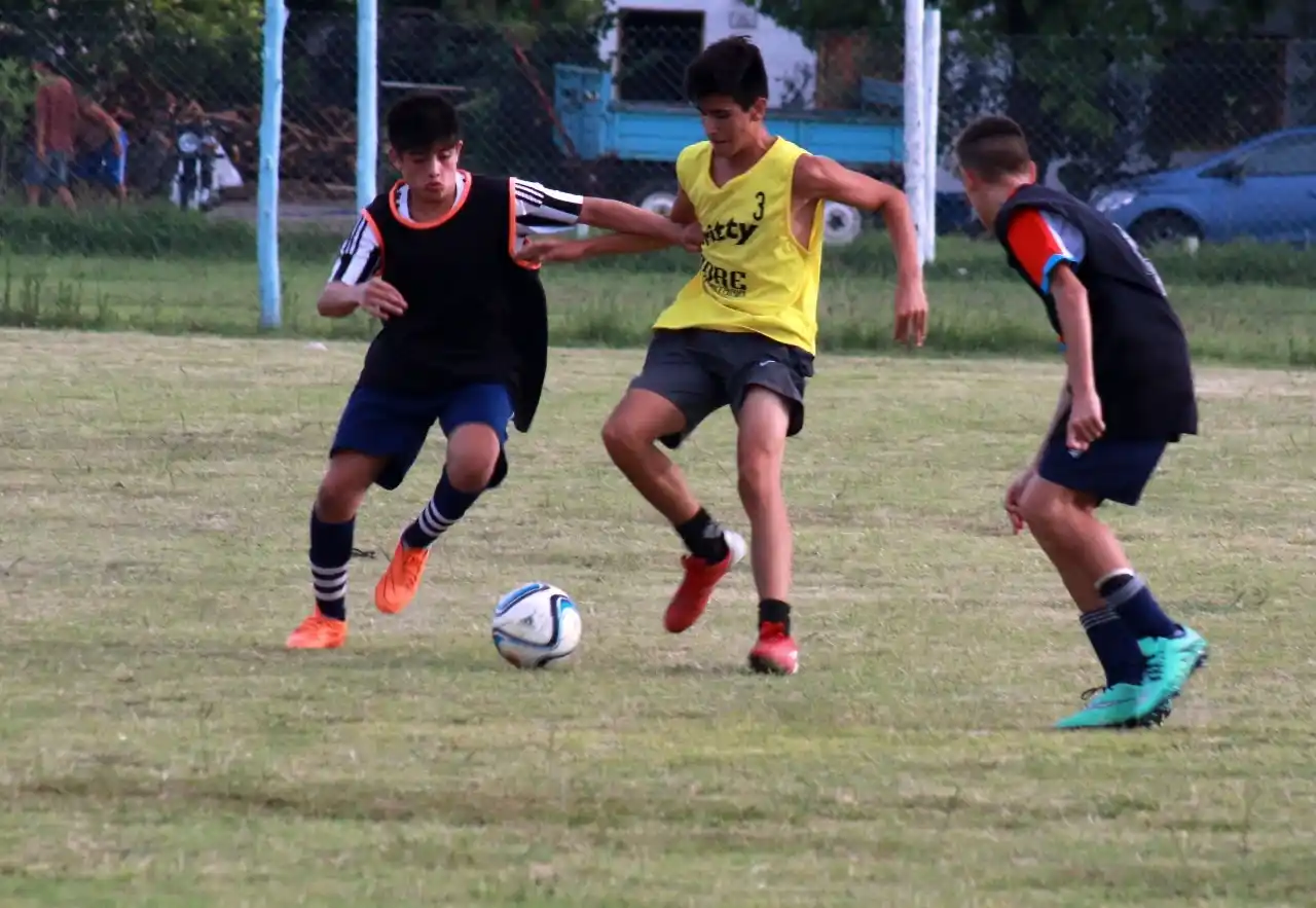 Inferiores: Juventud Unida realizará una nueva prueba de jugadores