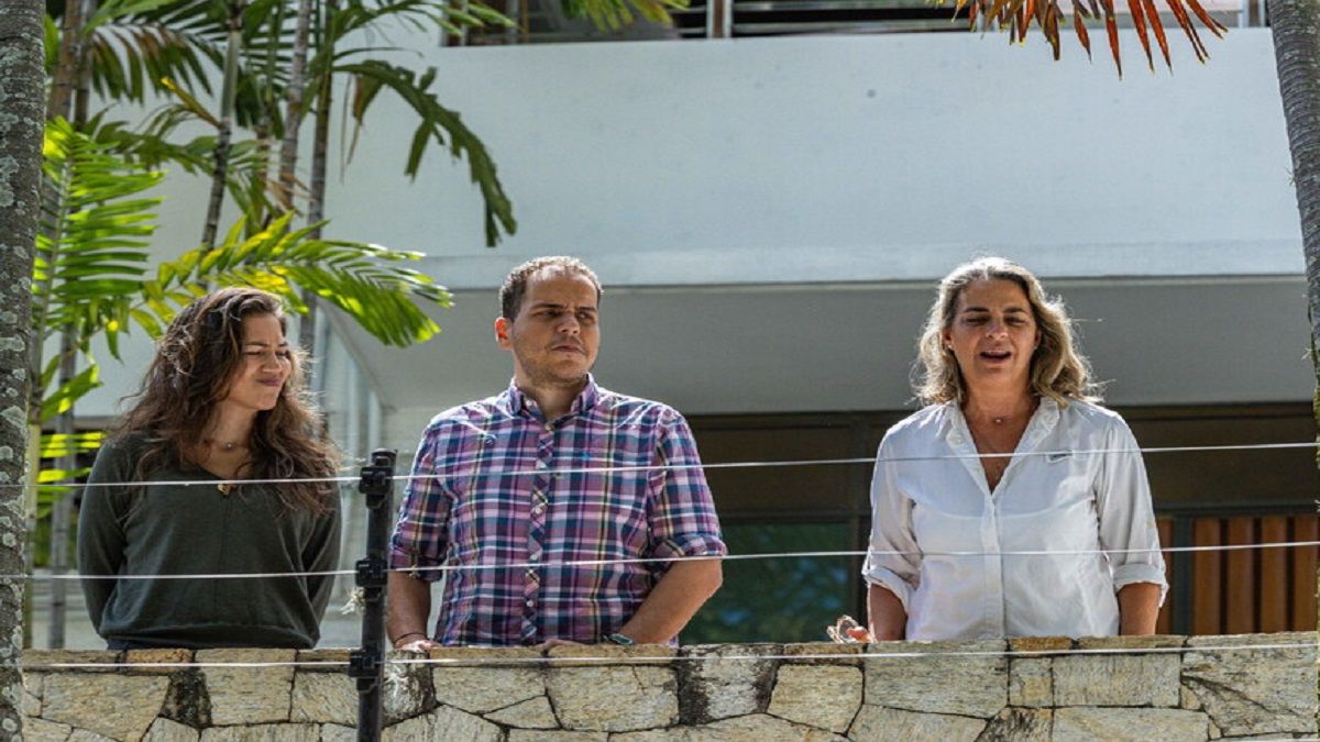 REFUGIADOS en la embajada argentina claman por ayuda: «Exigimos cese del asedio y la entrega de salvoconductos»