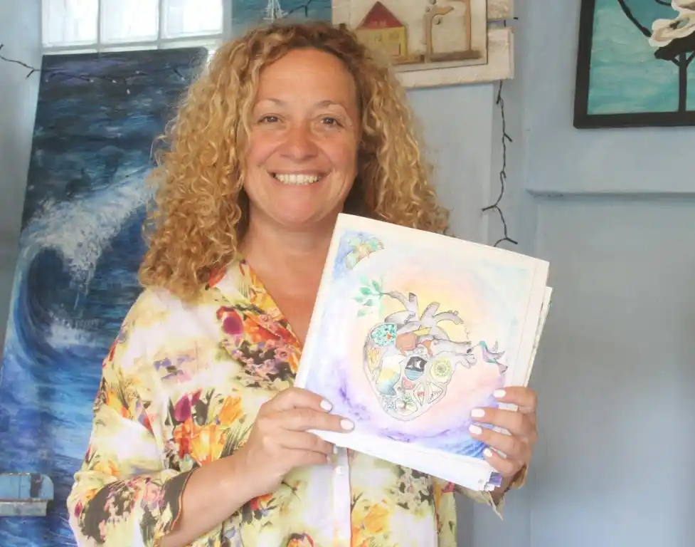 “El arte te entrena a resolver problemas de la vida”