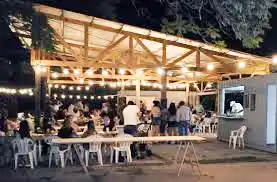 Continúa la agenda de propuestas culturales en Pal Río, el comedor de pescado a orillas del Uruguay