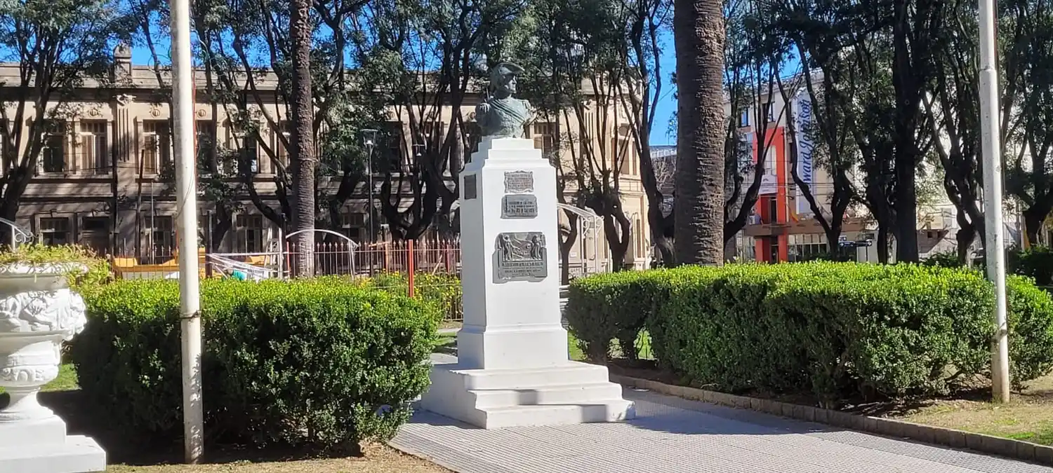 La Asociación Cultural Sanmartiniana de San Pedro incorporará una urna con tierra proveniente de Yapeyú al pie del monumento al General San Martín.