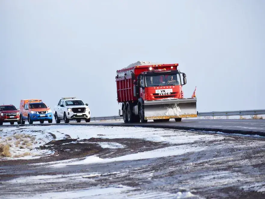 Refuerzan el operativo para mantener transitables las rutas nacionales durante el invierno