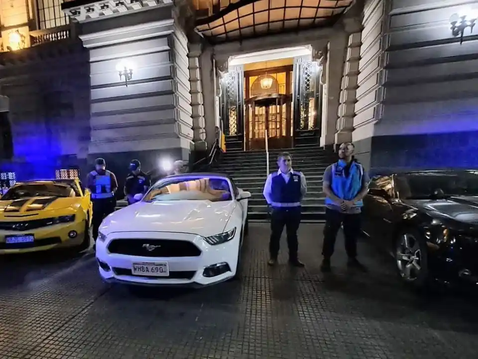 Los vehículos incautados. (Foto: Policia)