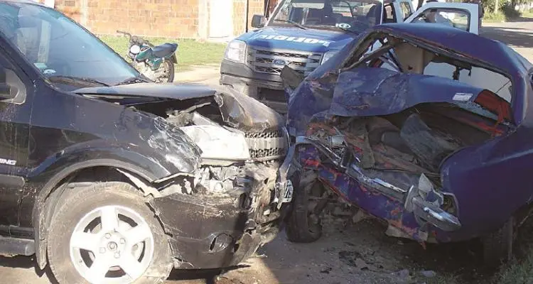 Para la Justicia no hay delito en el caso  del policía que chocó a tres autos