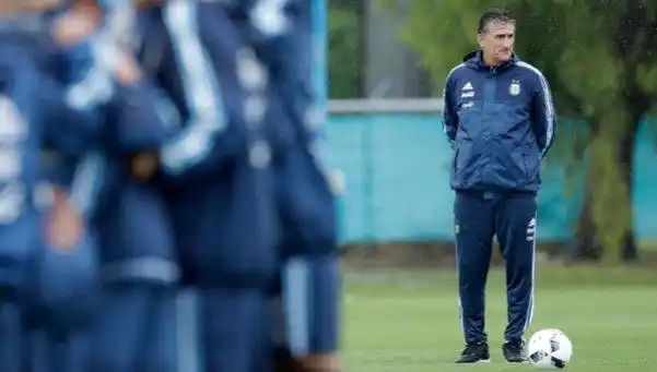 Bauza: "Nos va a costar, pero vamos a clasificar al Mundial"