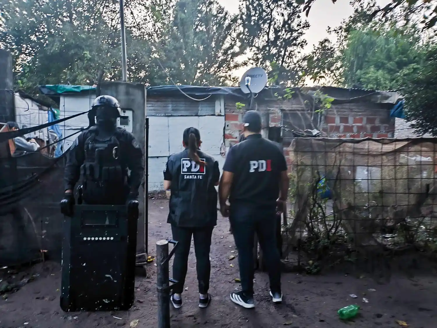 RECONQUISTA: PDI DETUVO A DOS HOMBRES INVESTIGADO POR ROBOS REITERADOS EN COMERCIOS - 3