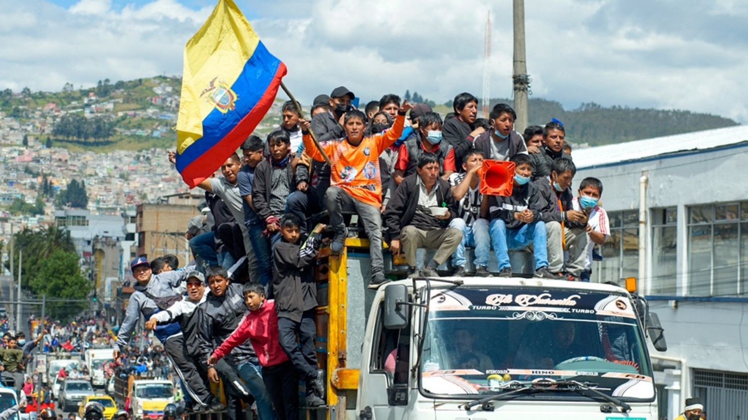 Los piquetes aíslan a Quito, y pidieron diálogo con el gobierno