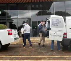 Empresas hoteleras locales realizaron una importante donación de ropa de cama al SISP