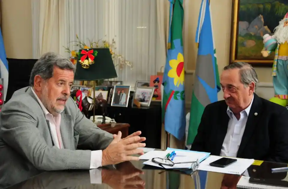 Elustondo estuvo en la ciudad para la inauguración de una estación hidrometeorológica