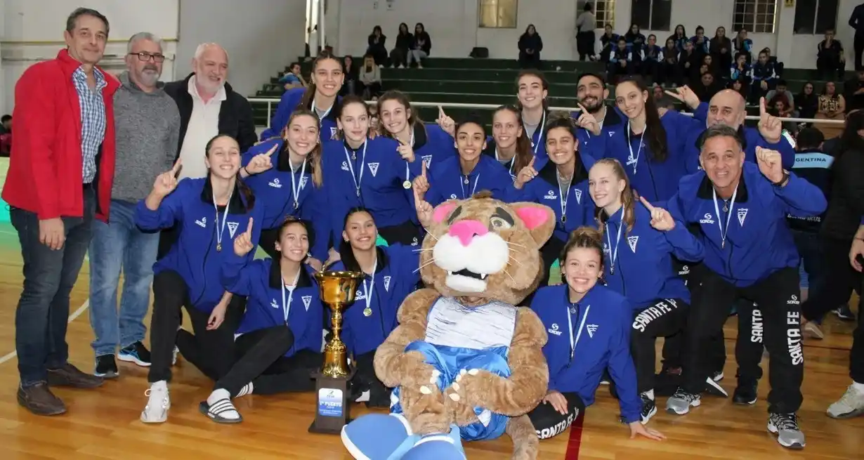 Vóleibol: Santa Fe arrasó con todo