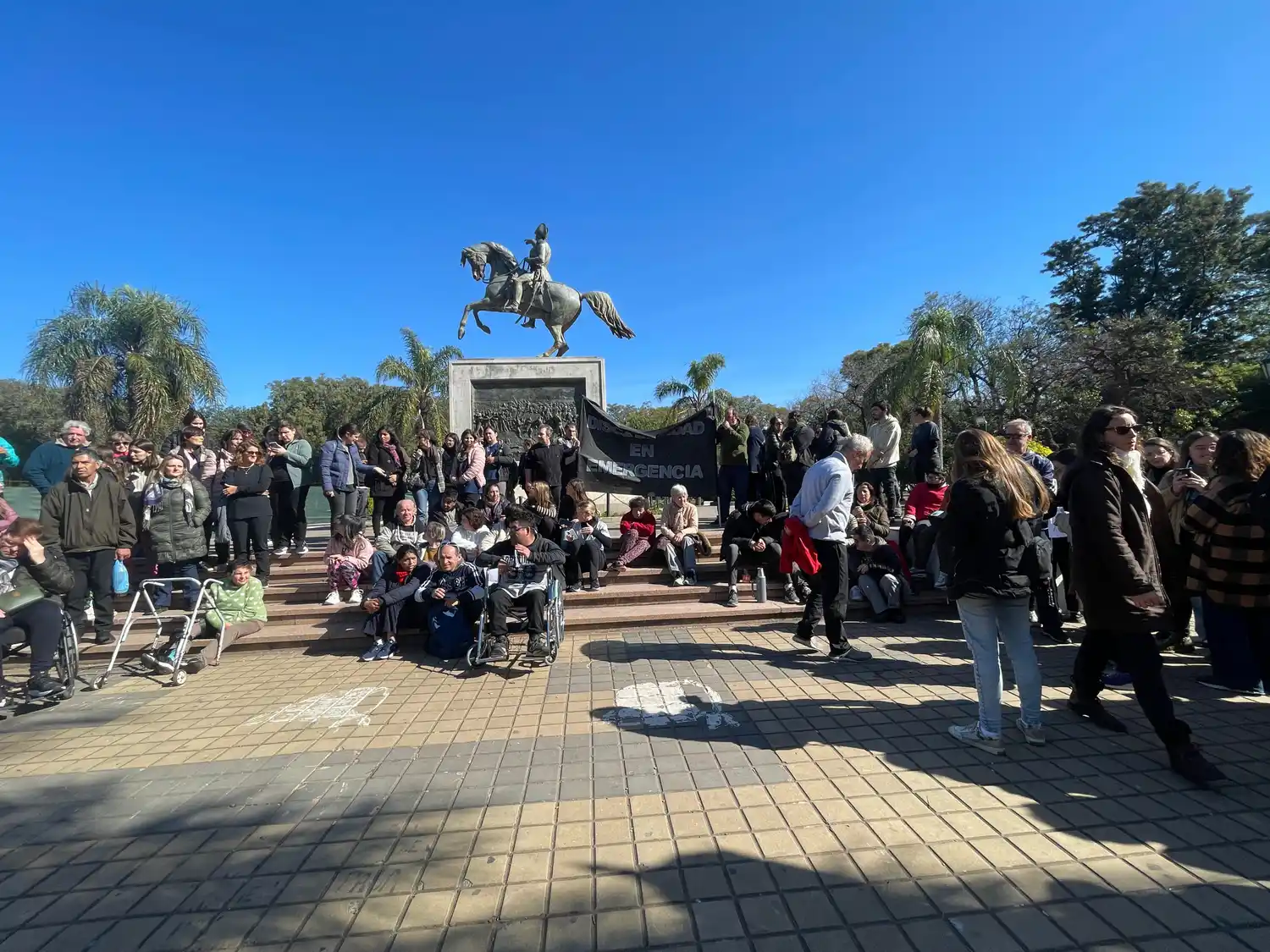 Movilización en el centro de Rafaela contra el veto a la Ley de Emergencia en Discapacidad: “La situación es crítica” - 4