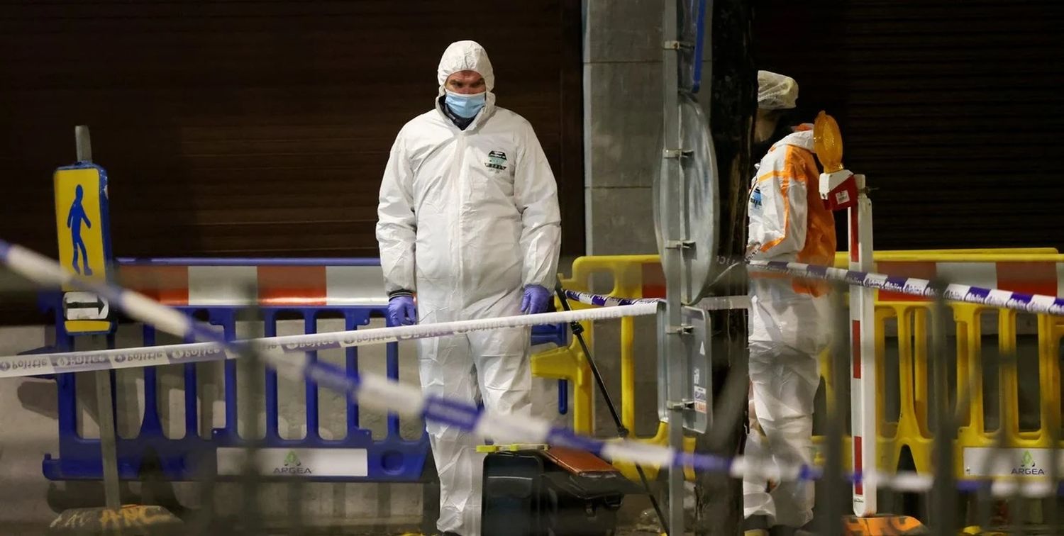 El hecho se produjo a las 19.15 en los alrededores de la plaza Sainctelette. Crédito: Reuters/Johanna Geron