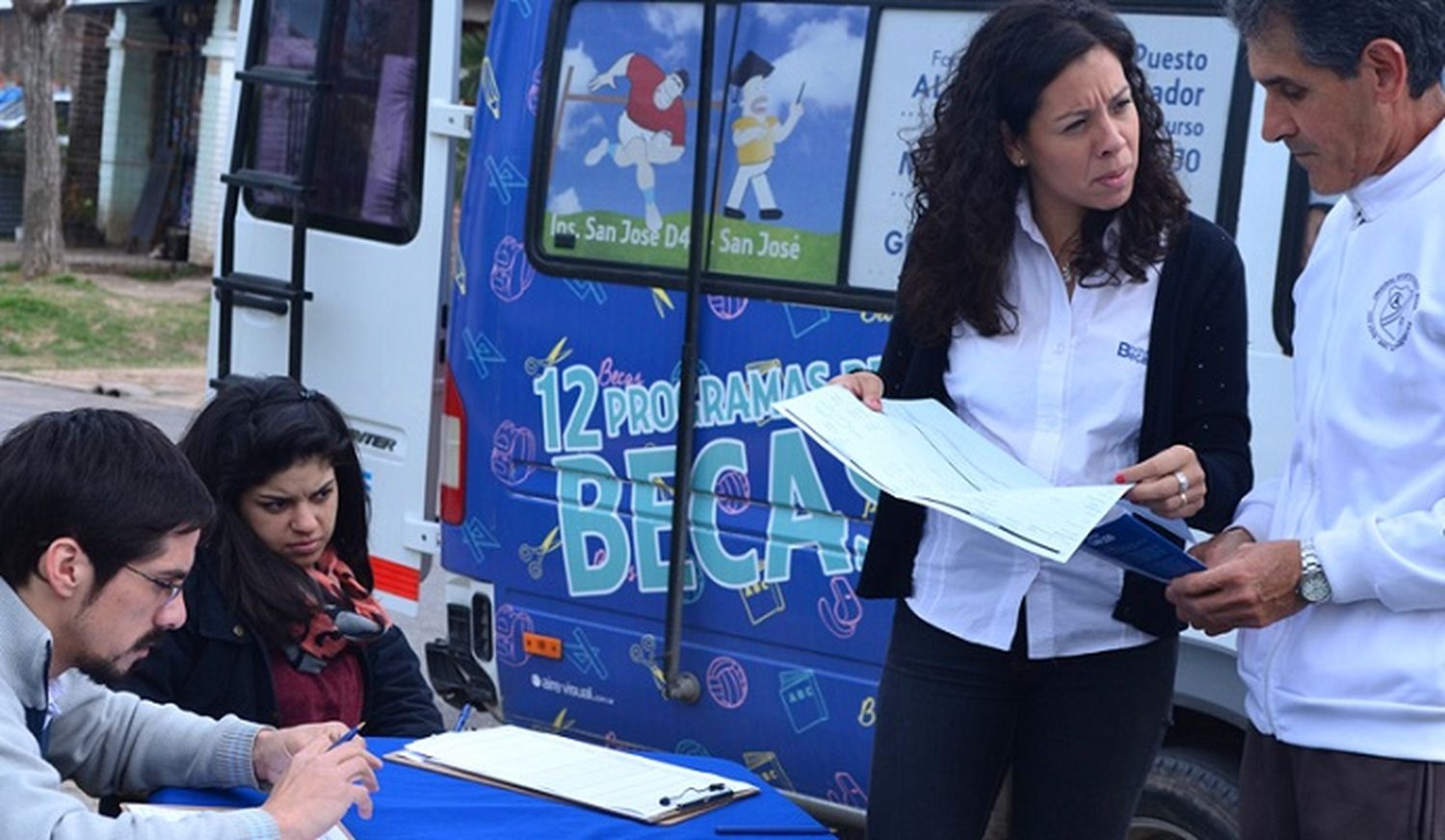 Se inicia este lunes el cronograma de pago de becas provinciales
