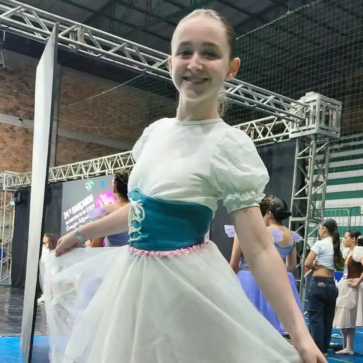 El Instituto Superior de Danzas de Gabriela Passarello brilló en  Brasil