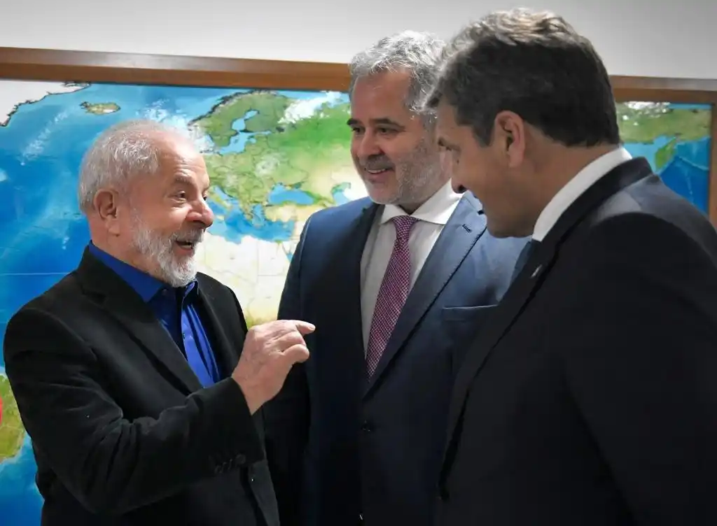 Con el Oído Agudo