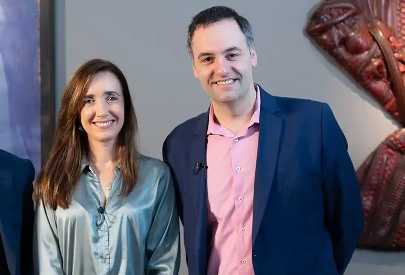 Otros tiempos. Cuando Villarruel y Adorni formaban parte del mismo núcleo en La Libertad Avanza.