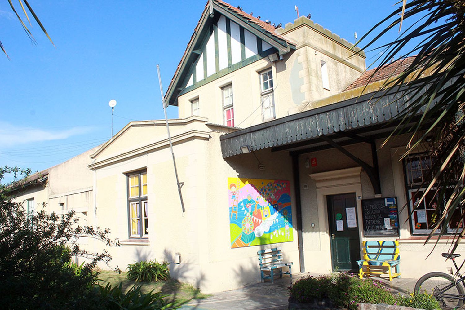 Avanza la remodelación del galpón de Cultura y comienzan los talleres en las escuelas de arte
