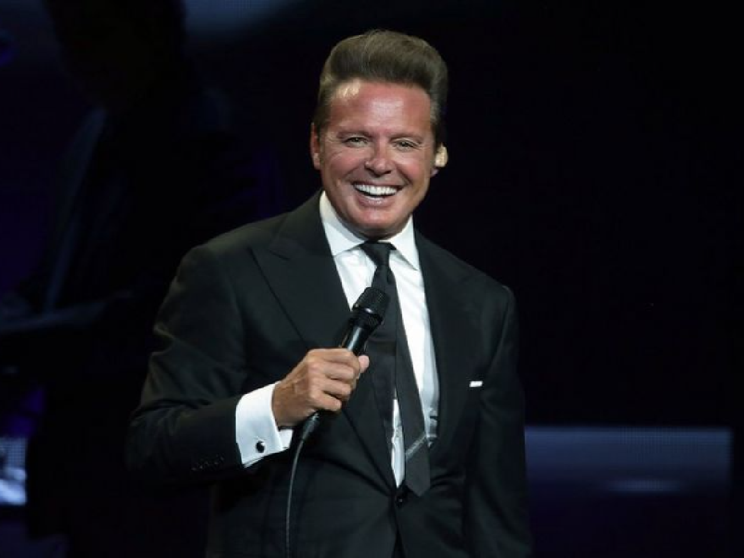 Operaron de urgencia a Luis Miguel tras aparatoso accidente