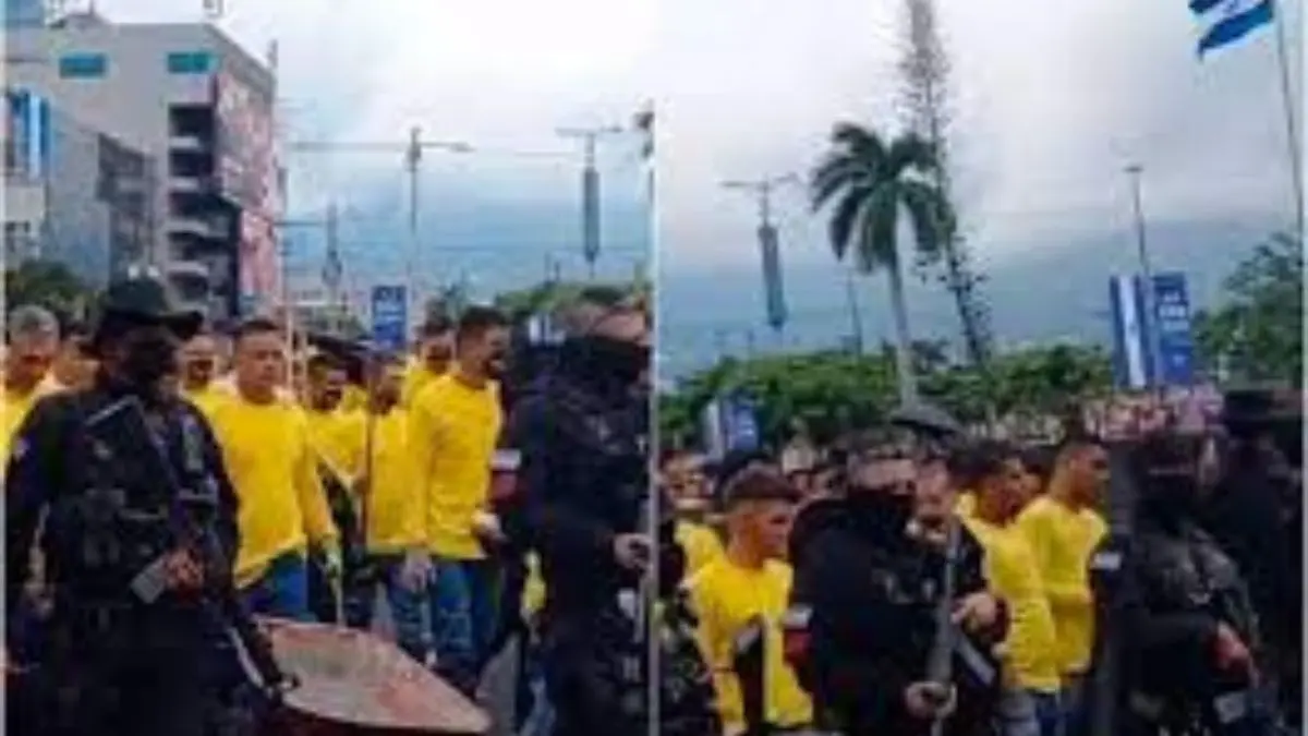 BUKELE LO VOLVIÓ A HACER: ahora sacó a los reclusos a barrer las calles (+ Video)