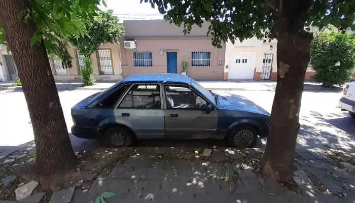 “¿Qué se hace con un auto abandonado?”