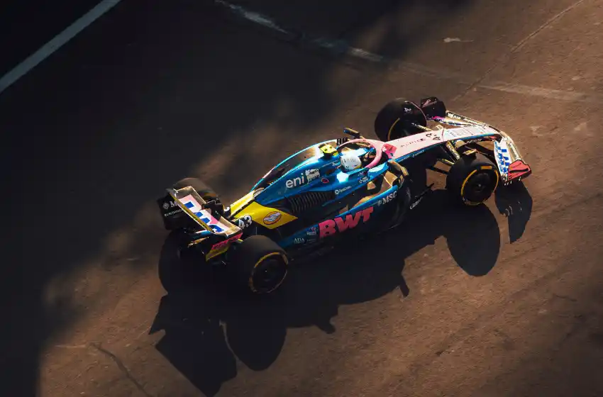 En una carrera aparte para Alpine, a Colapinto le falló la suerte sobre el final en México