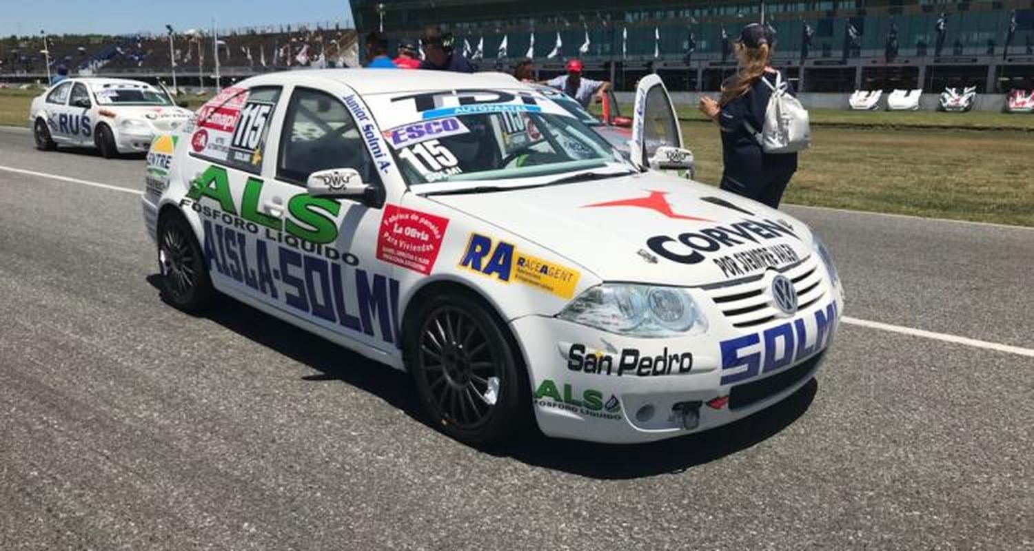 Junior Solmi fue tercero en la final A y es líder del campeonato de cara a la carrera del domingo