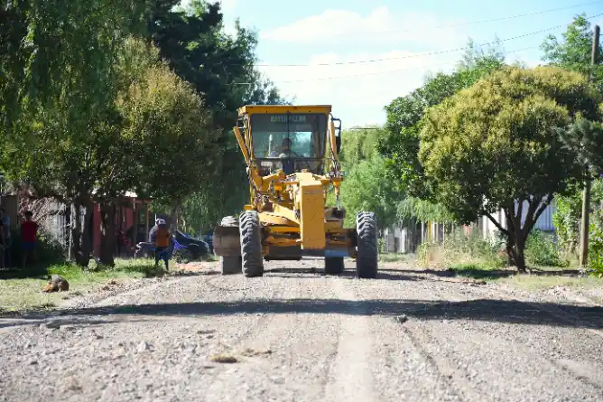 Comenzaron los trabajos de acondicionamiento de calles en el barrio La Pampita