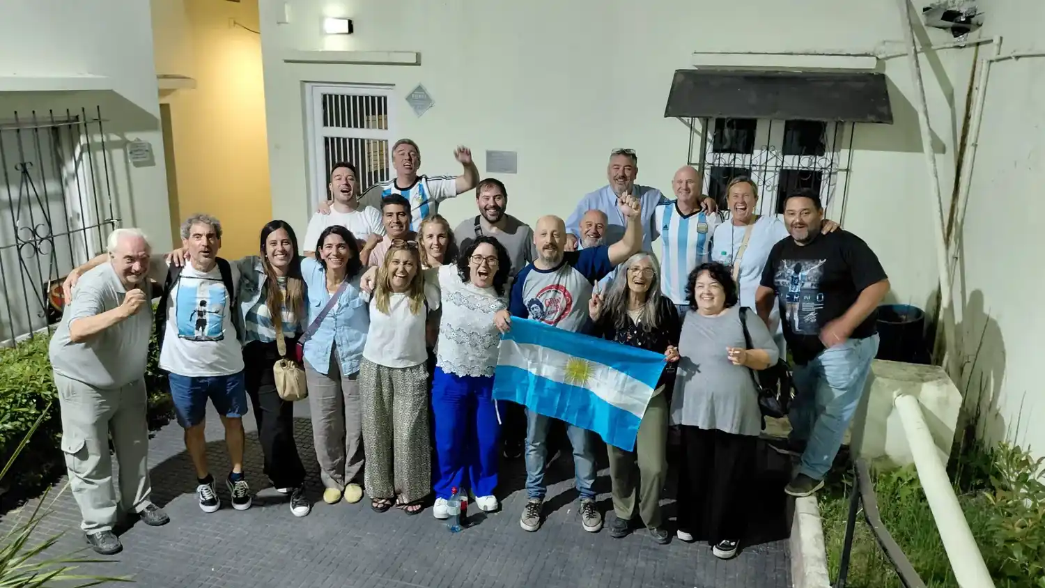 El miércoles por la noche, en la sede de Atuncpba, tras el reñido triunfo electoral de la lista opositora.