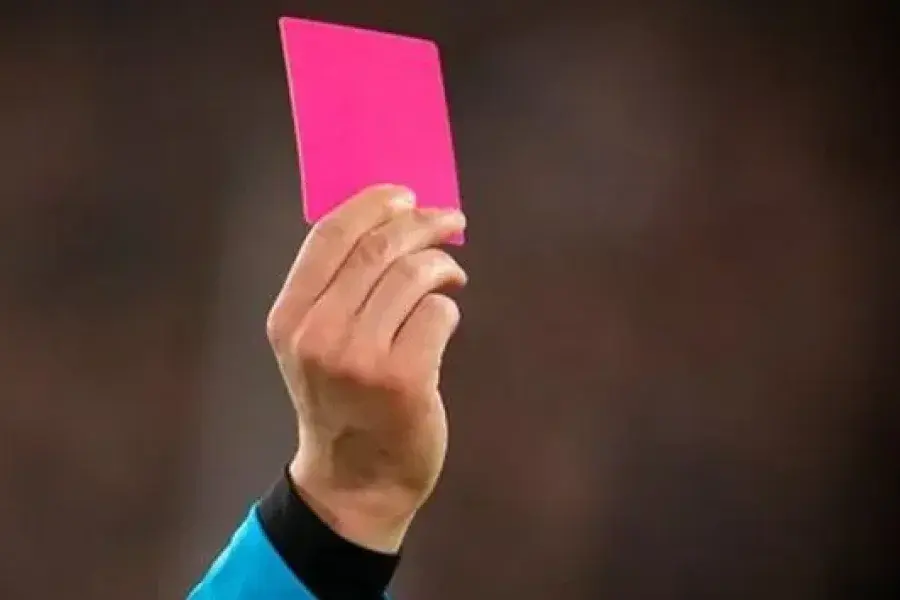 Conmebol implementará el uso de la tarjeta rosa en la Copa América