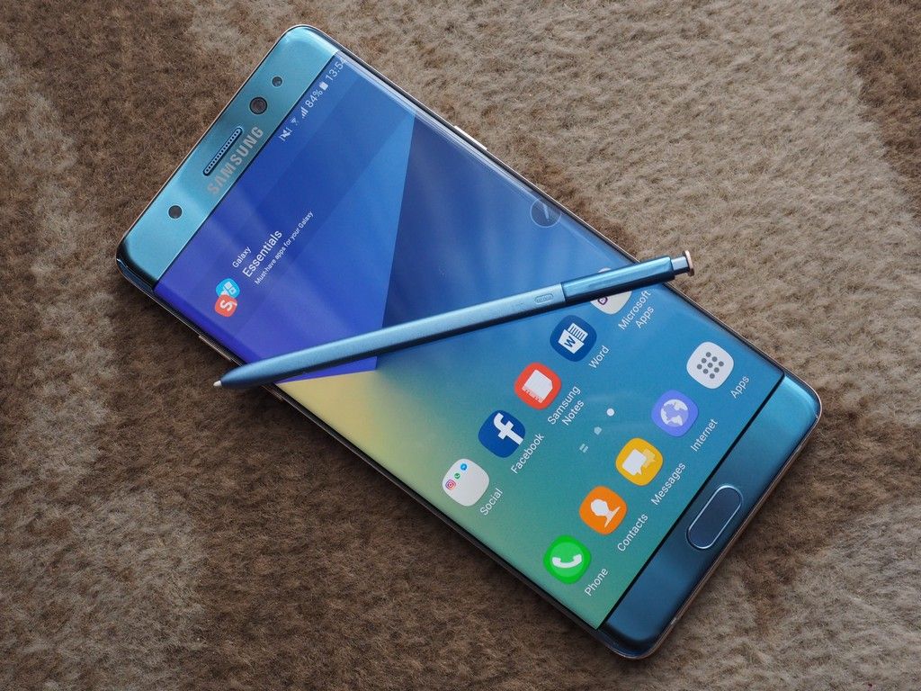 Samsung busca acelerar sus entregas enviando los celulares a través de drones