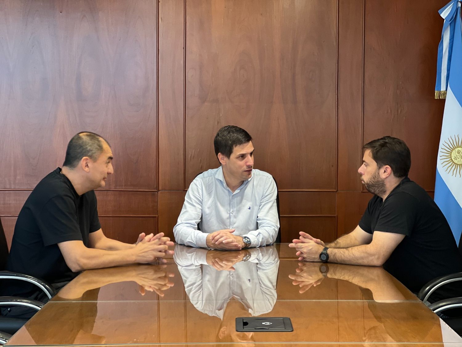 Viotti se reunió con autoridades del Club 9 de Julio