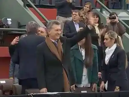 Mauricio Macri asistió al cierre de los festejos por el Bicentenario