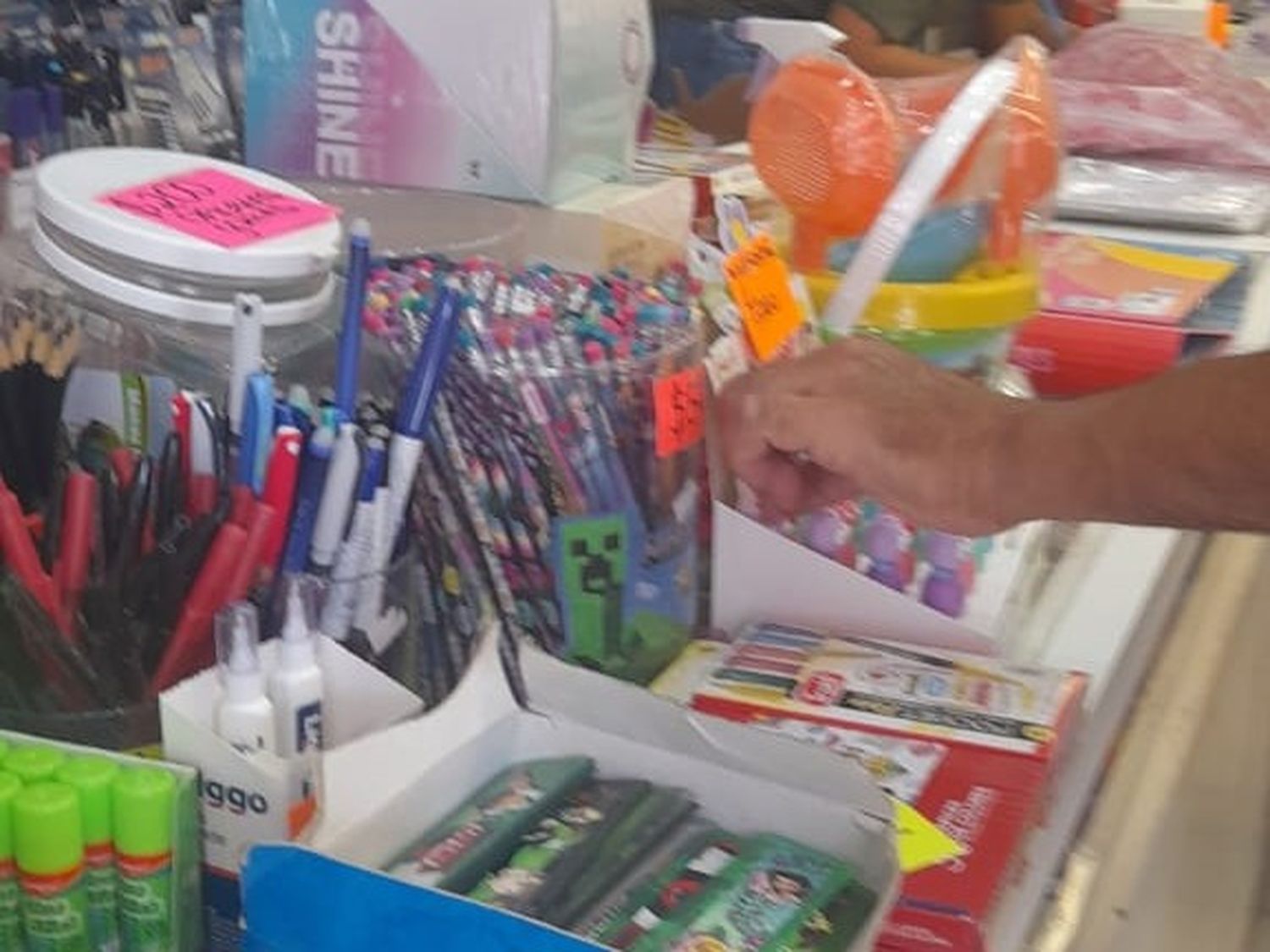 Librería Alemán: precios congelados y descuentos para la vuelta a clases