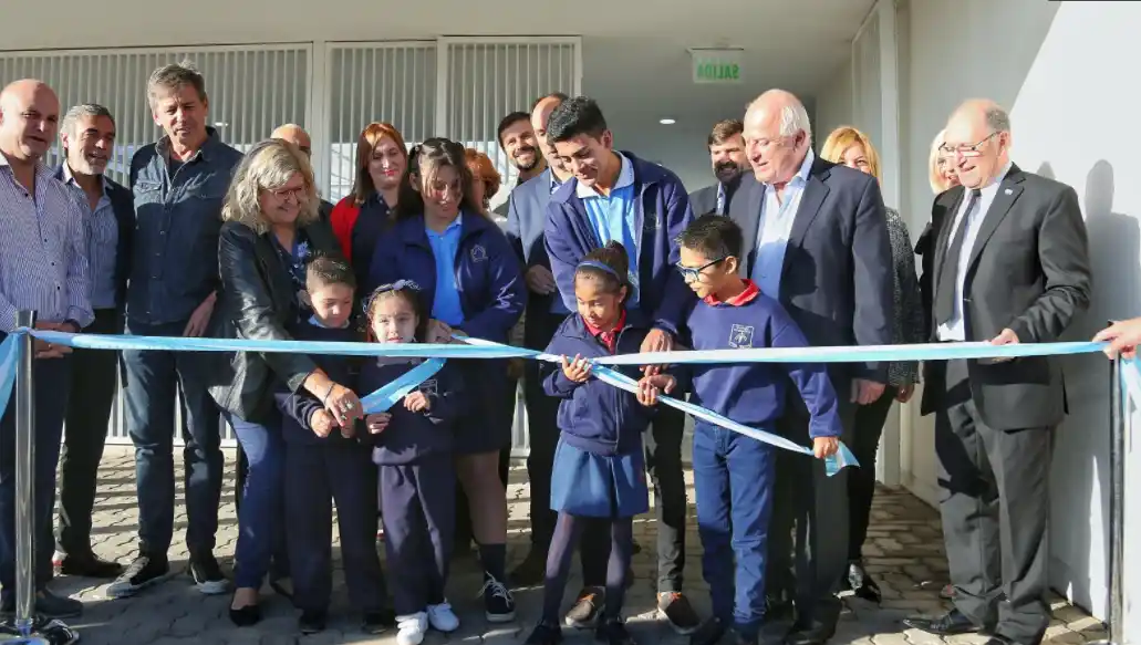 Lifschitz participó de la inauguración del edificio de la escuela “Juan Marcos”