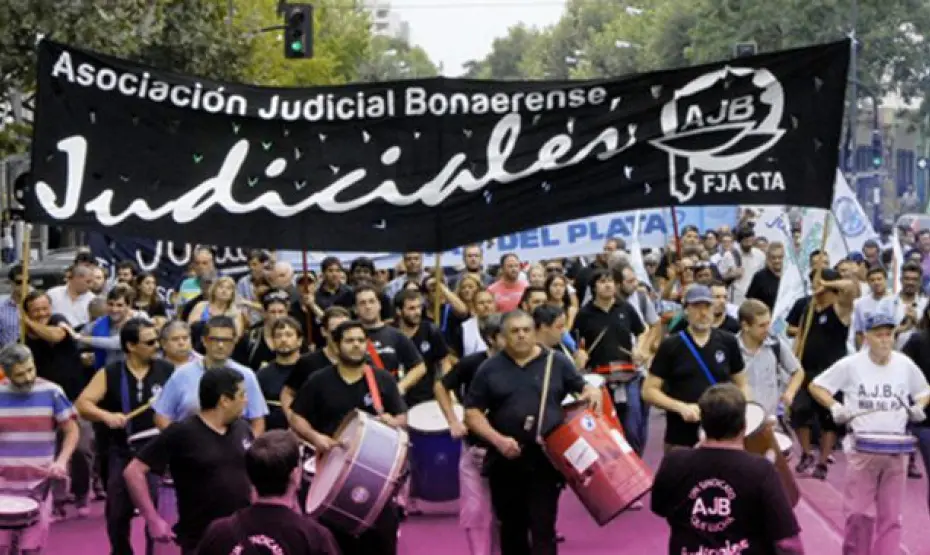 Los Judiciales bonaerenses reclaman urgente convocatoria a discutir salarios