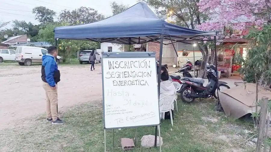 Intensa tarea de asesoramiento a vecinos
por la segmentación tarifaria de energía