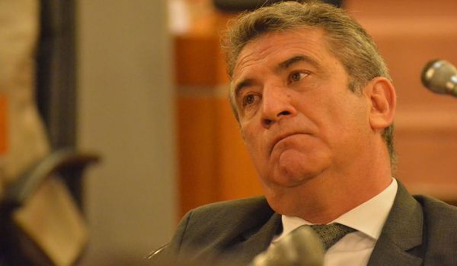 "Que se ocupen de solucionar los problemas que le han generado"