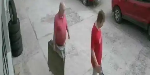 Buscan a dos jubilados para devolverles dinero: “Nos dimos cuenta que nos pagaron de más”