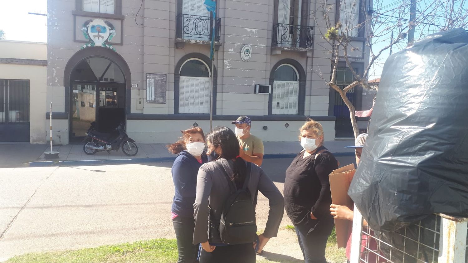 Caso Andreani: familiares de los detenidos concentraron en Comisaría y Defensoría