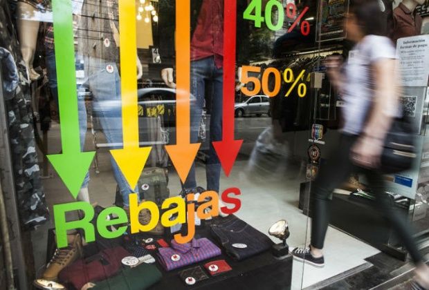 Las ventas minoristas cayeron por décimo mes consecutivo