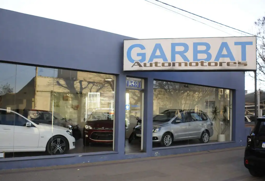 La baja venta de autos provocada por la crisis afecta seriamente al rubro automotor