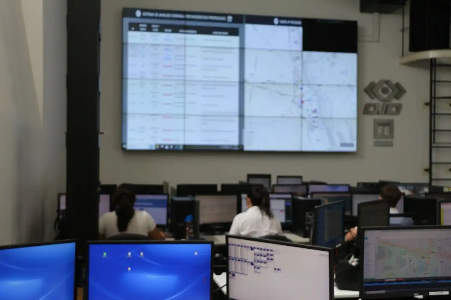 Central de monitoreo.