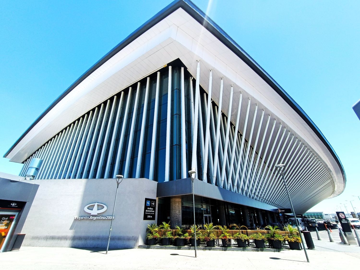 El aeropuerto de Ezeiza entre los distinguidos.